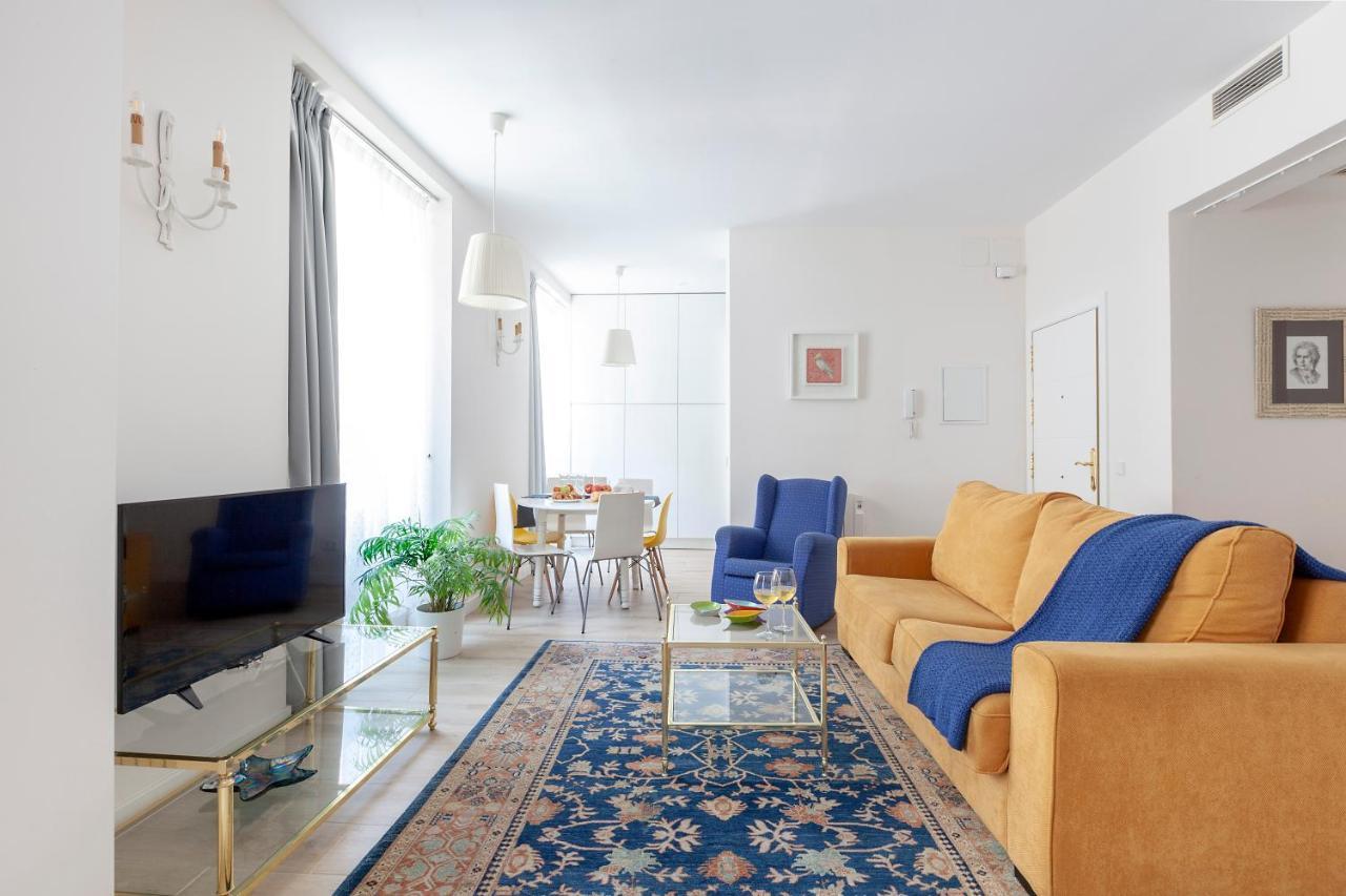 Apartamento Smile Sol Madrid Buitenkant foto